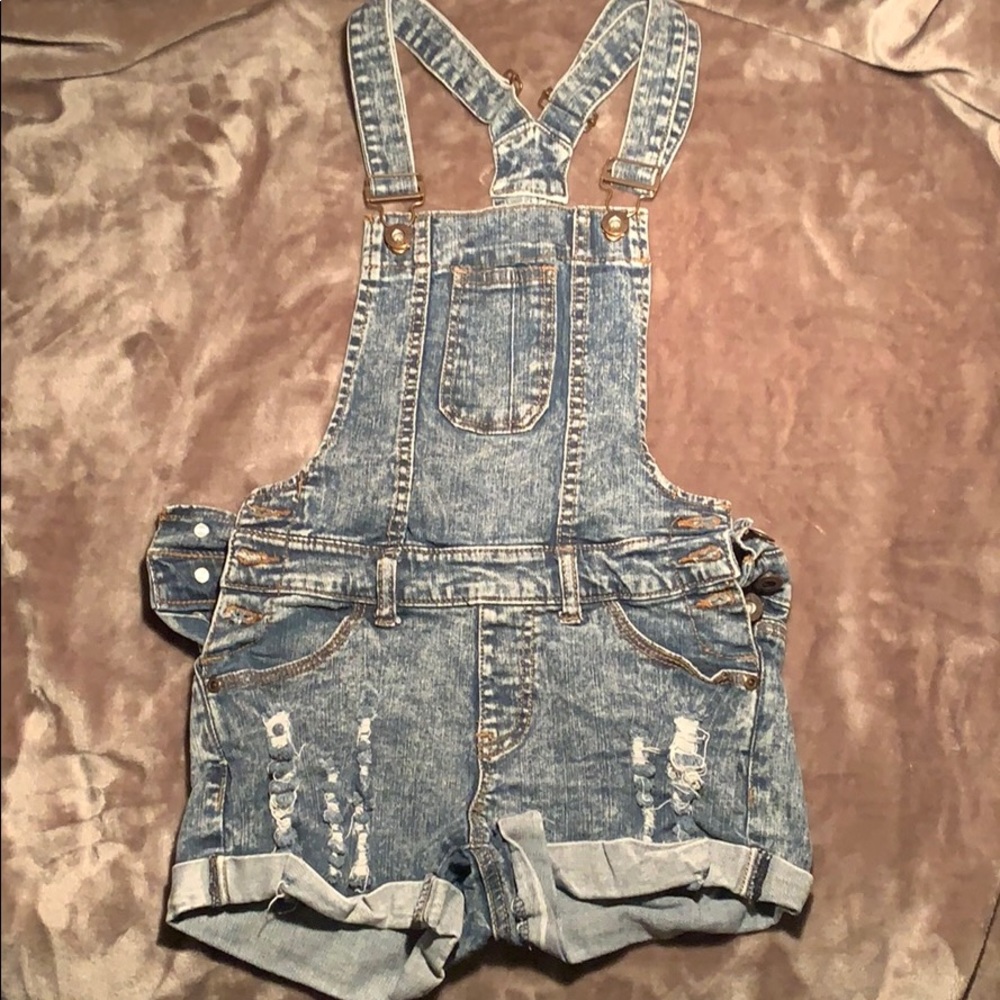 Distressed overalls